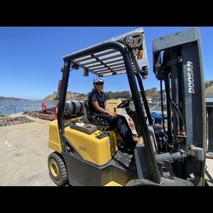 Meet your Posher, Mia